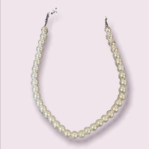 pearl necklace